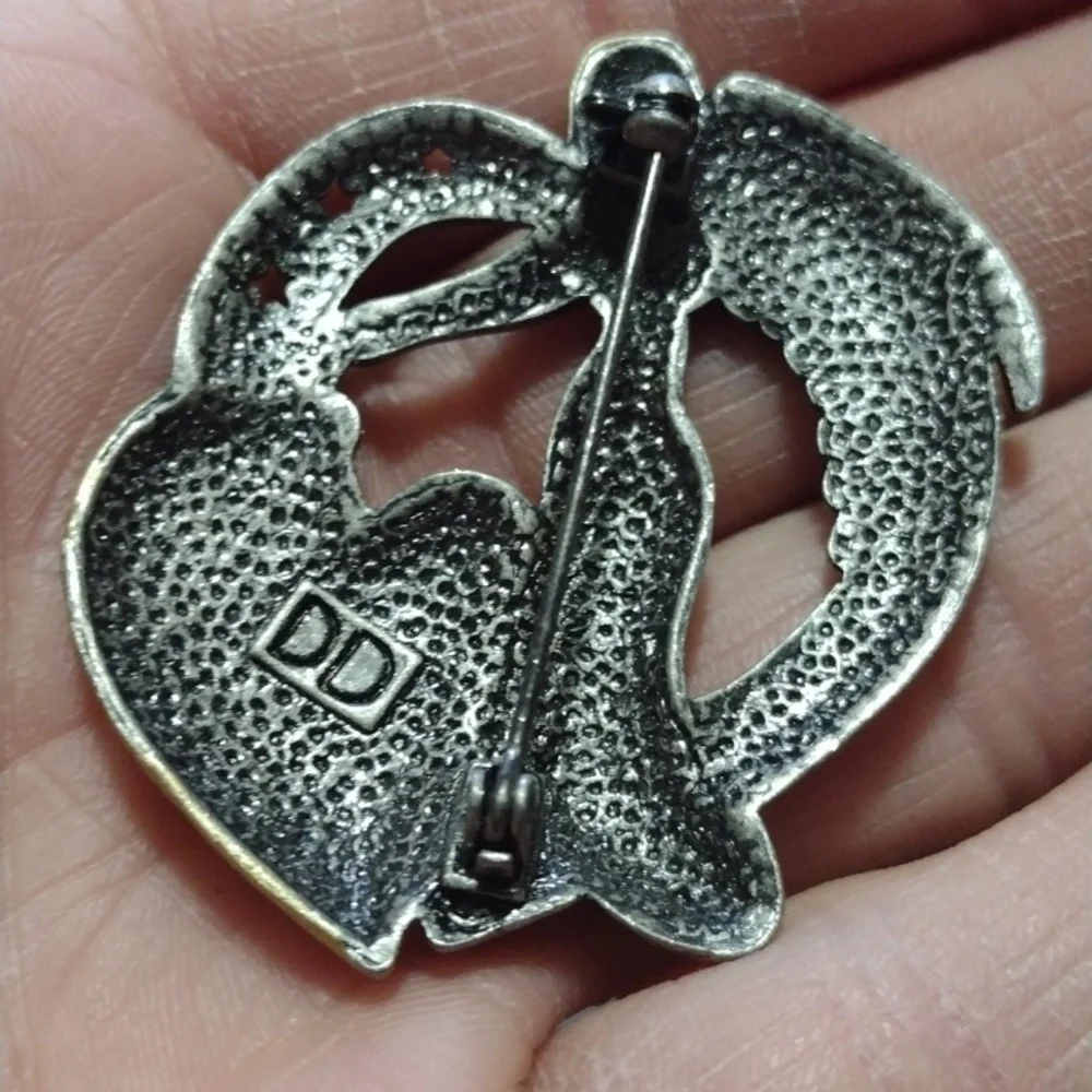 DD SIGNED PEWTER ANGEL WITH HEART/STARS RED RHINESTONE 1.8